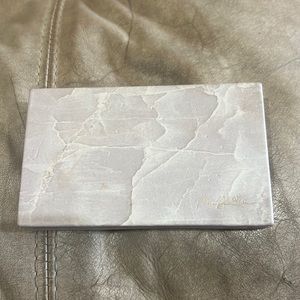 Seint (Formerly Maskara) makeup Pallette 8 piece